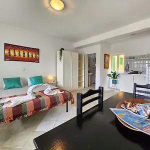 Appartement Cozy Close To The Beach!, Santa Maria